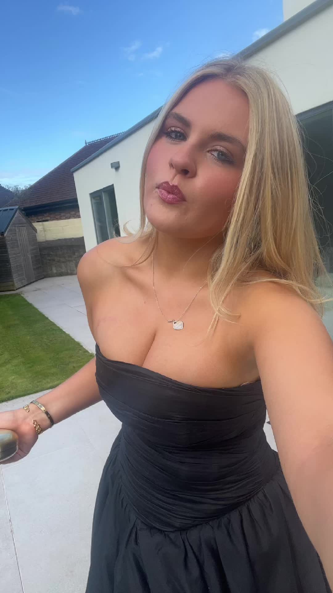 @A🐝
