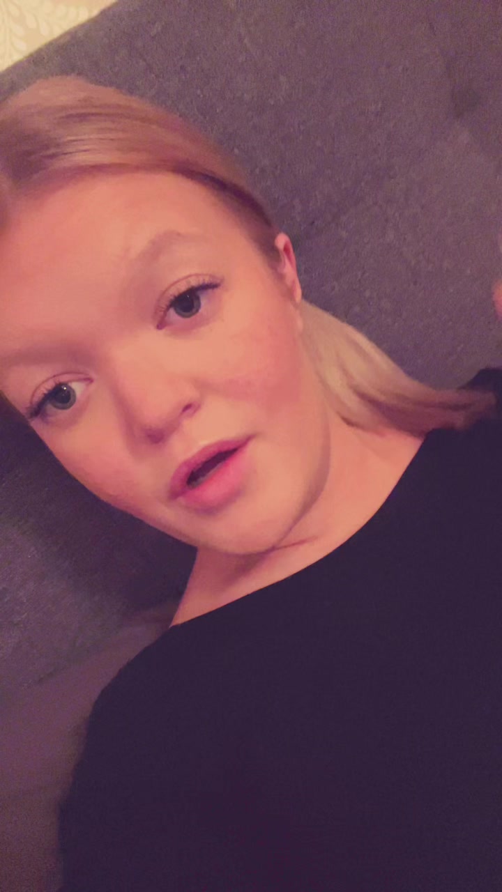 @𝐸𝑚𝑖&hearts;︎