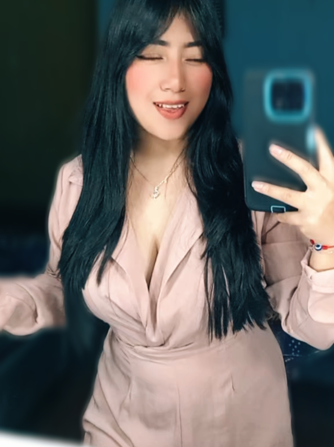 @꧁♡𝐸𝓼𝓽𝓮𝓯𝓪𝓷𝔂♡꧂