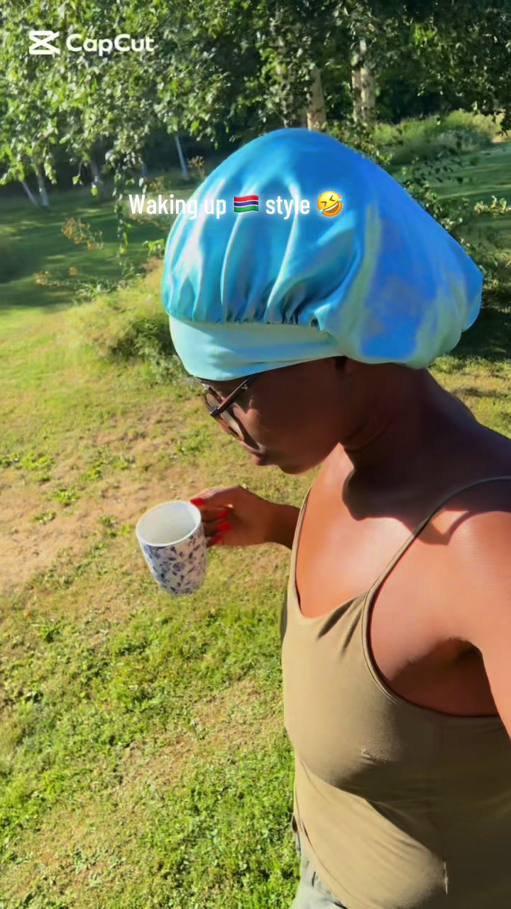 @A N N A AKU 🇬🇲🇸🇪