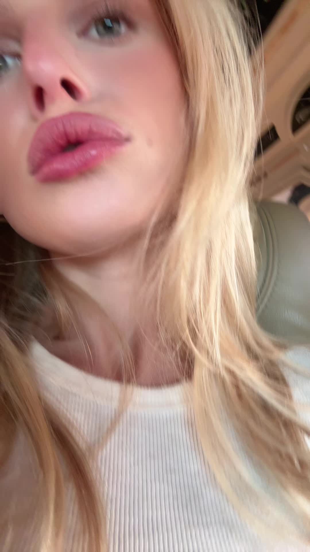 @Iris