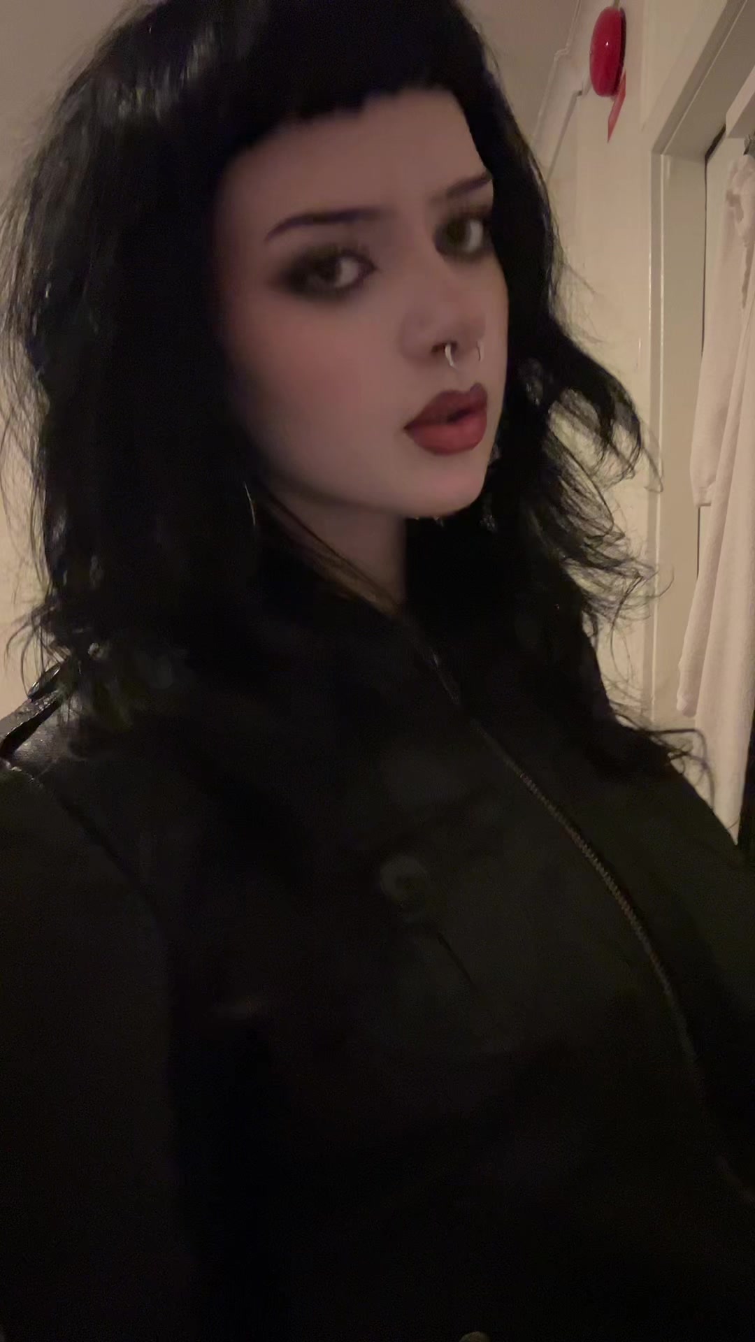 @╋━