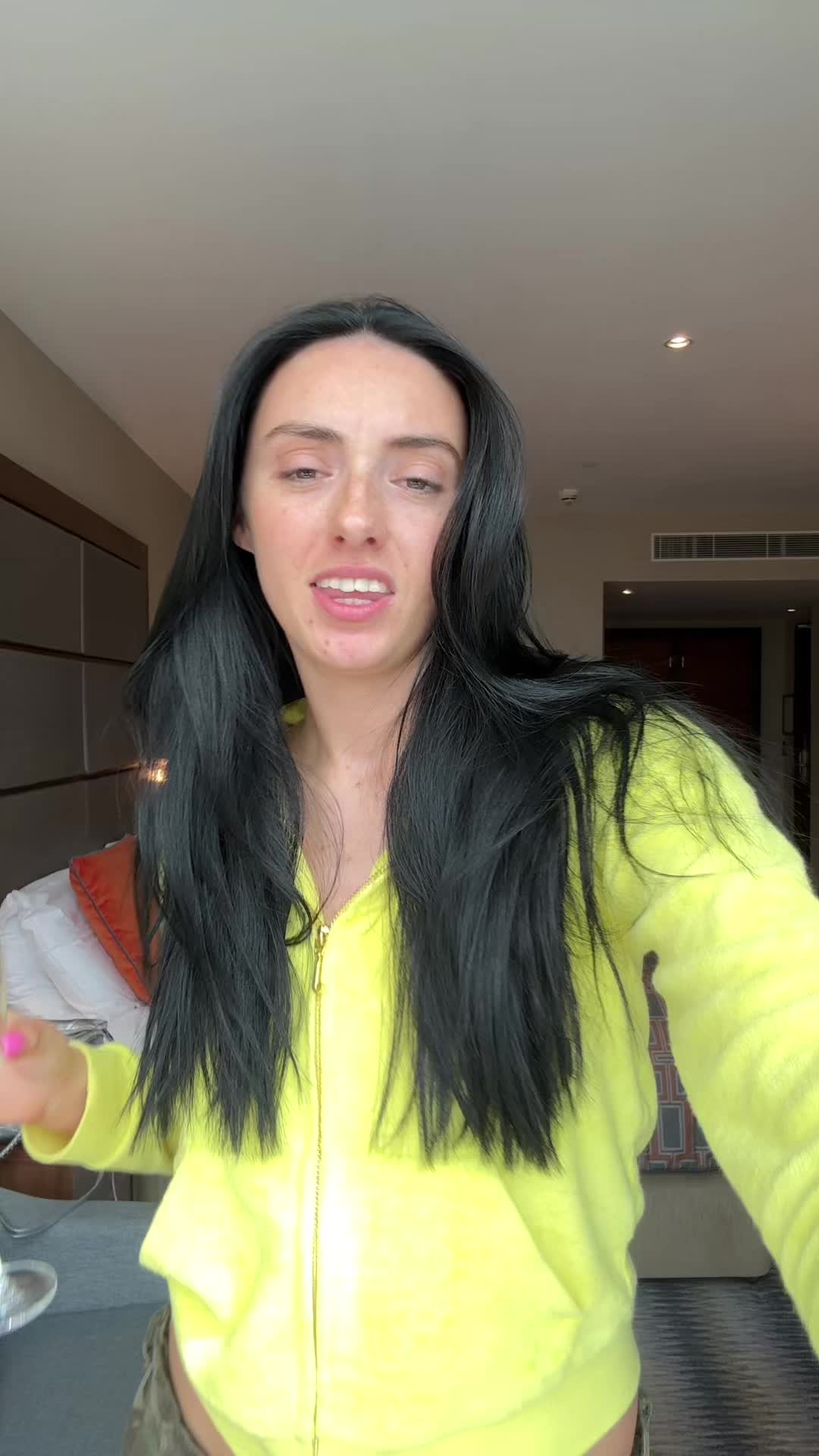 @Liznashx