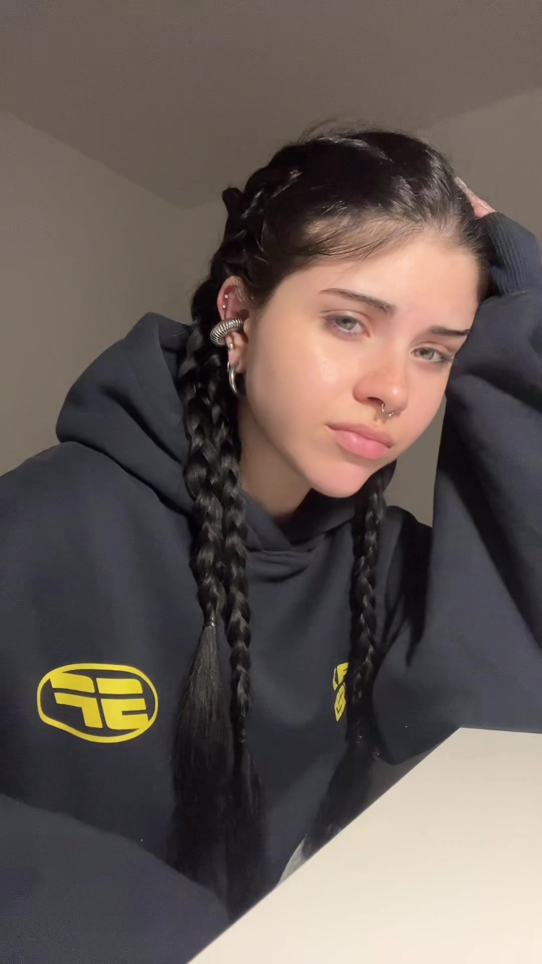@claruuuzz🪽