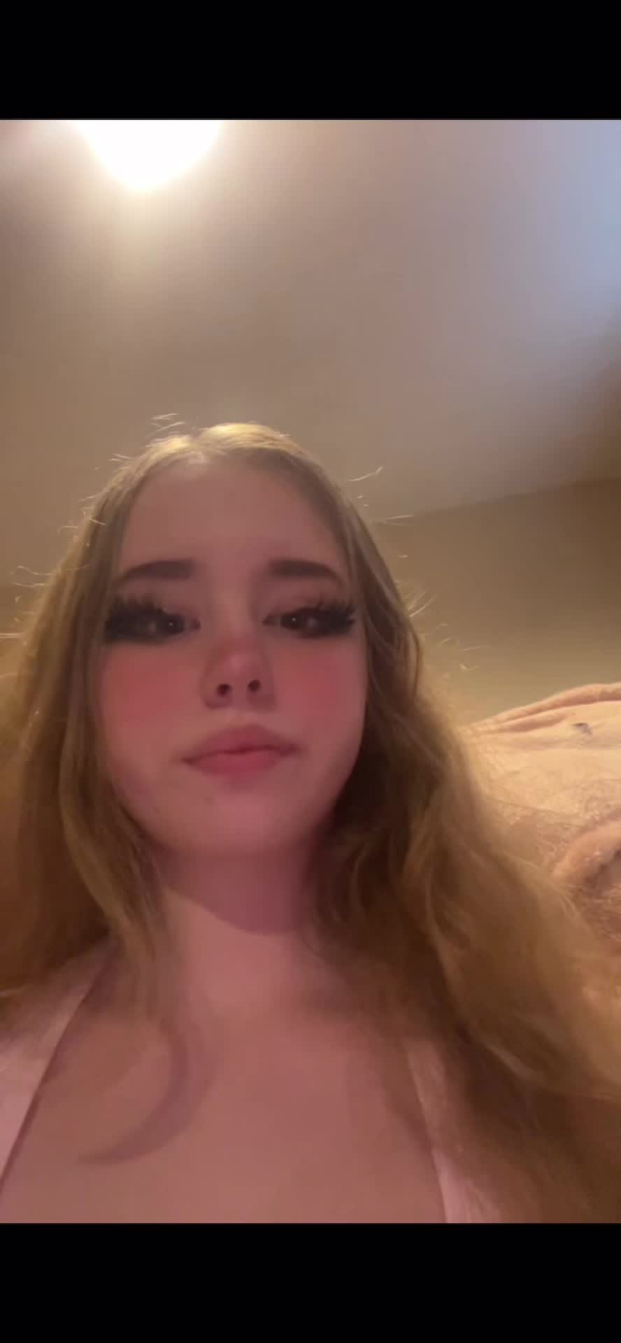 @Bella_love