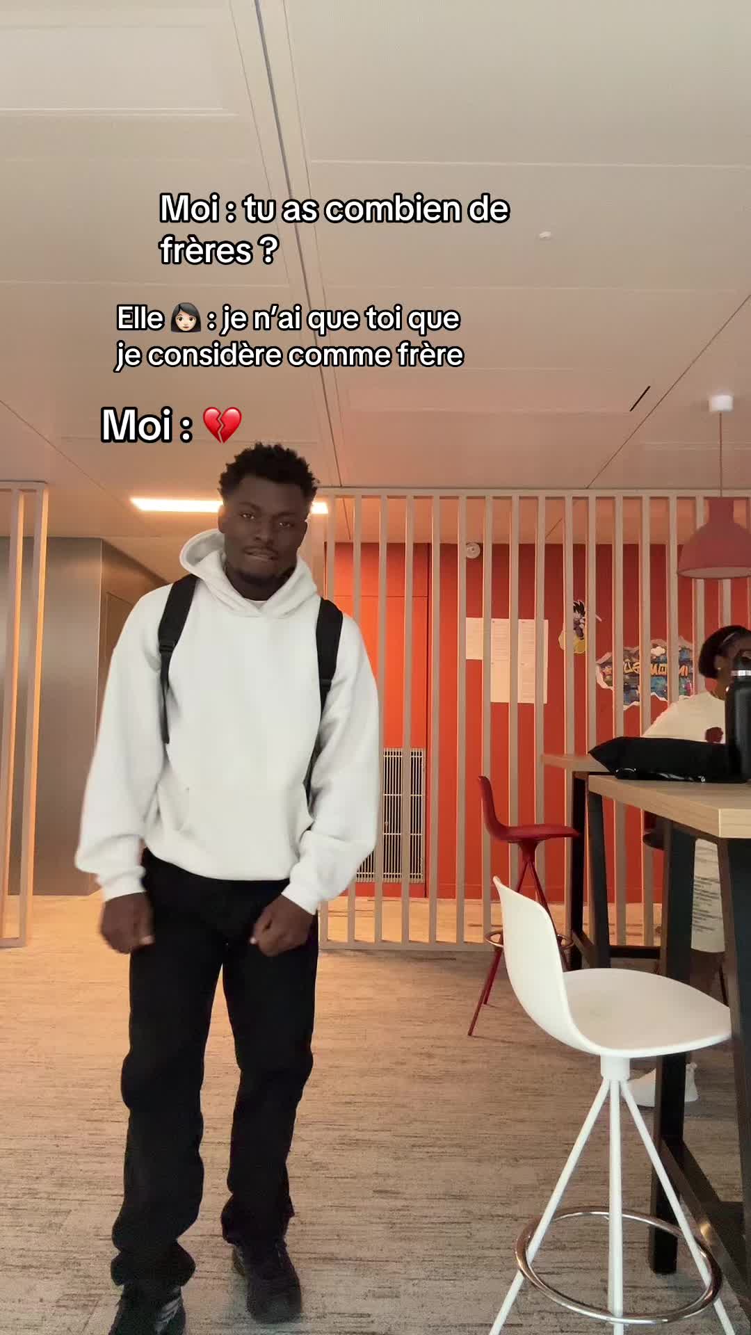 @C’EST CHRIS