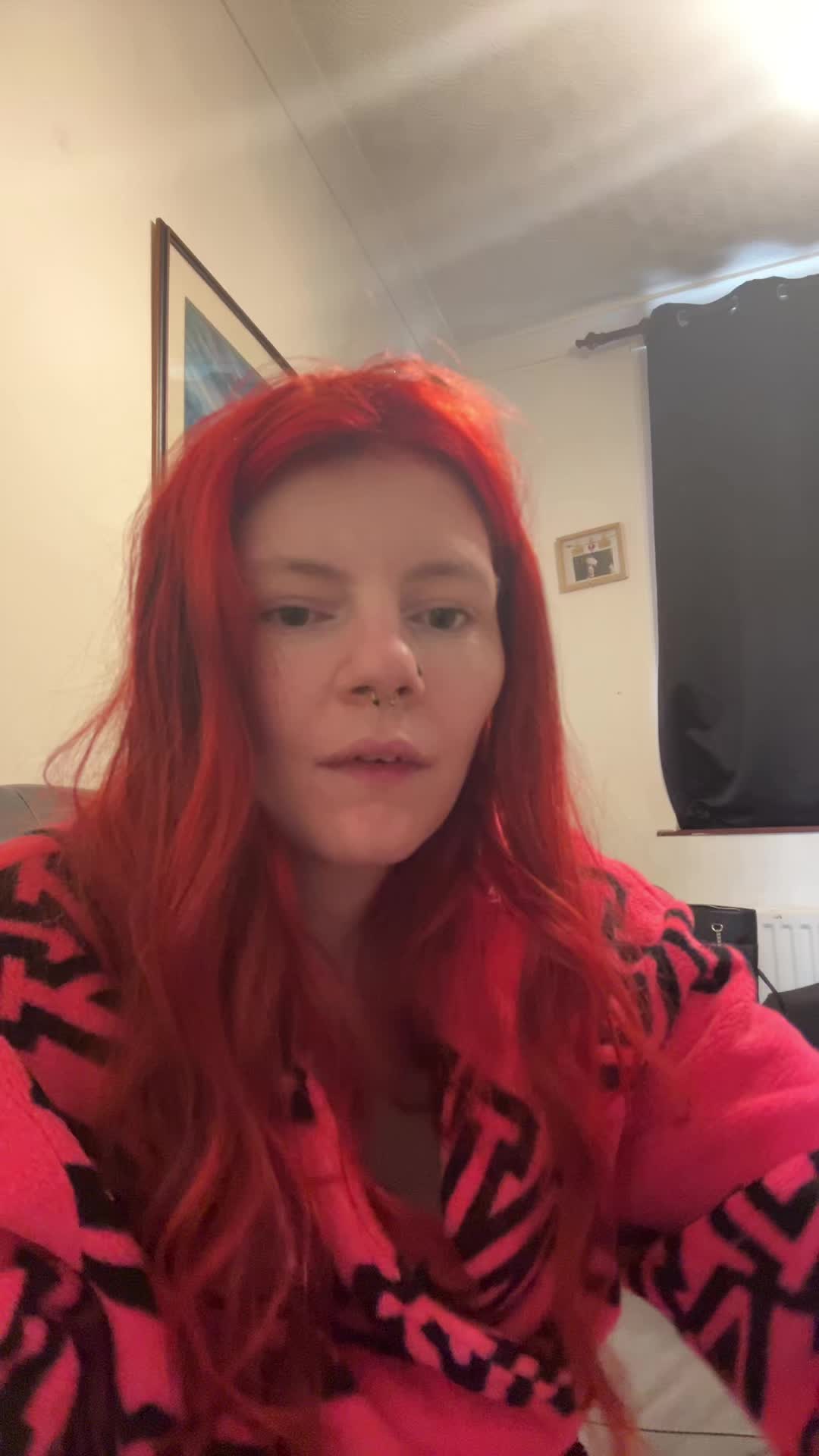 @sarah twin emo mama