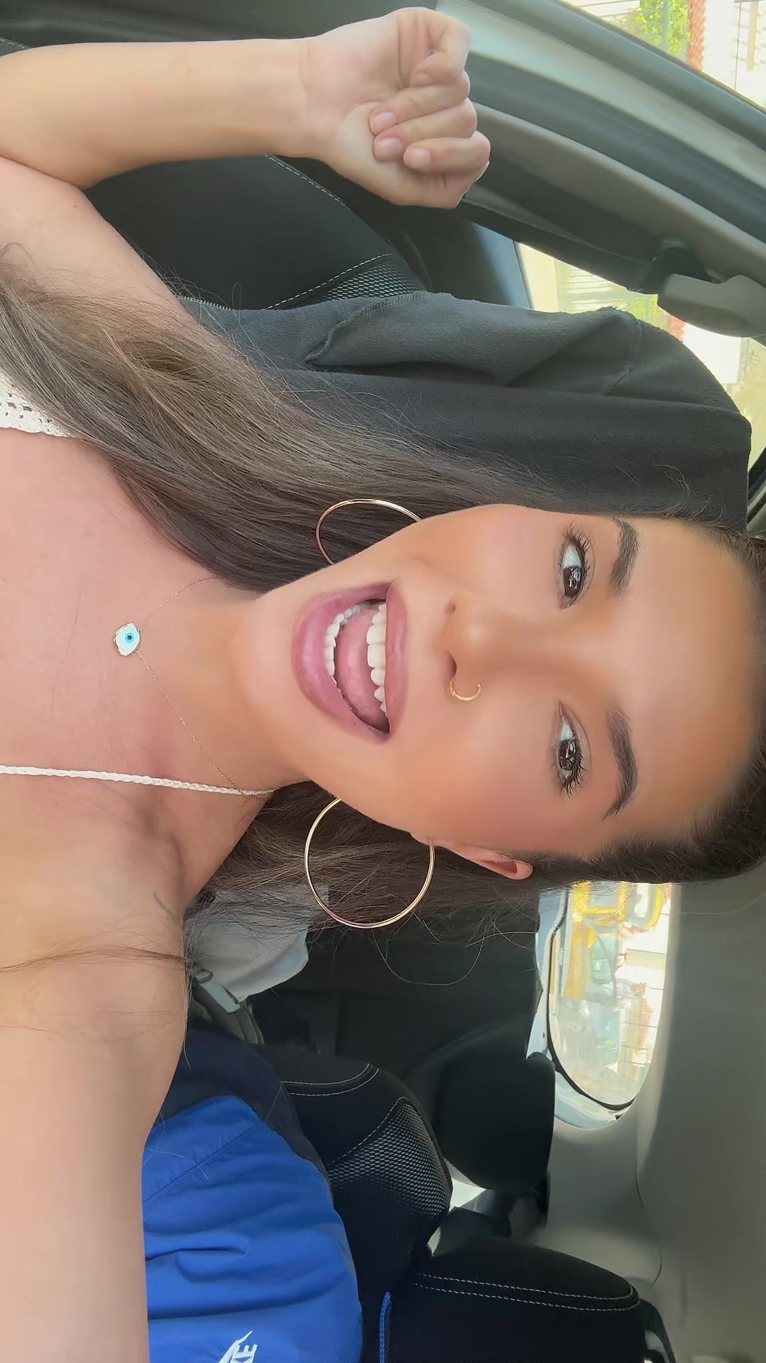 @Raluca