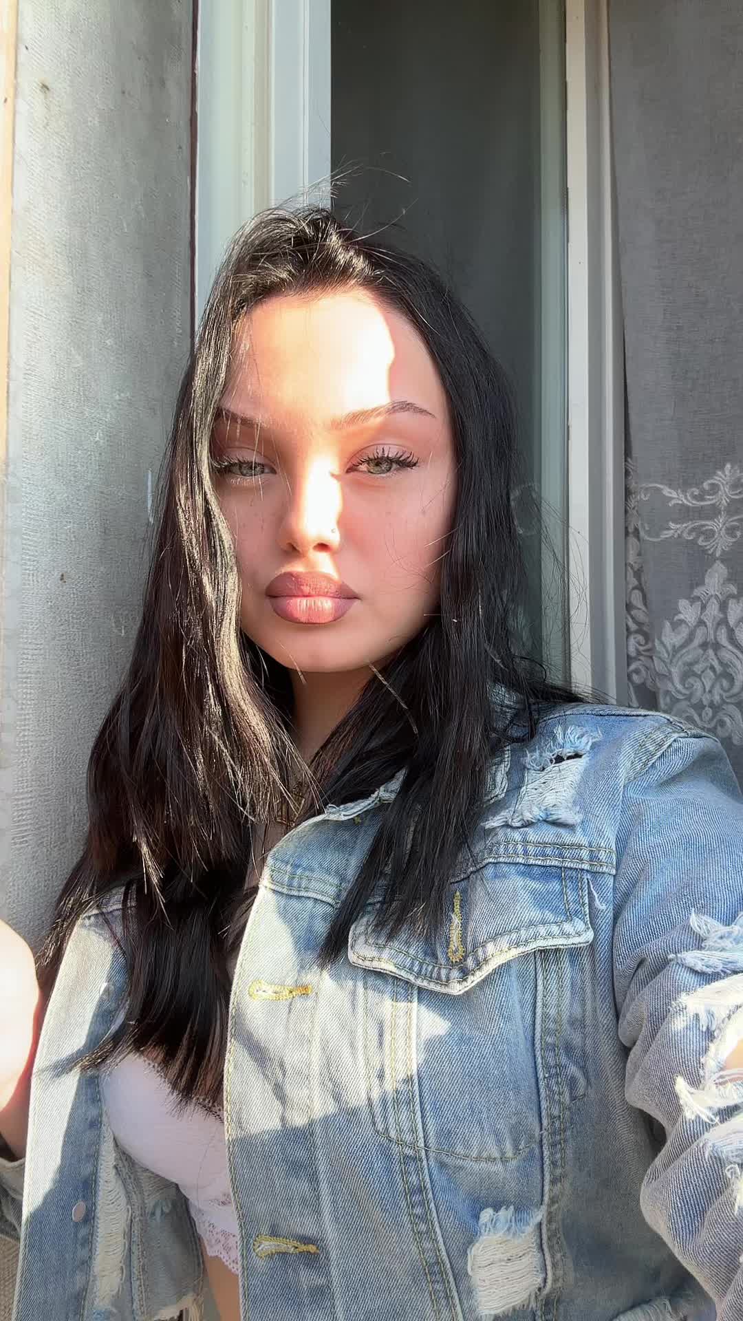 @𝒍𝒂𝒖𝒓𝒂