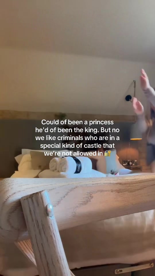 @itsedenraineburnett