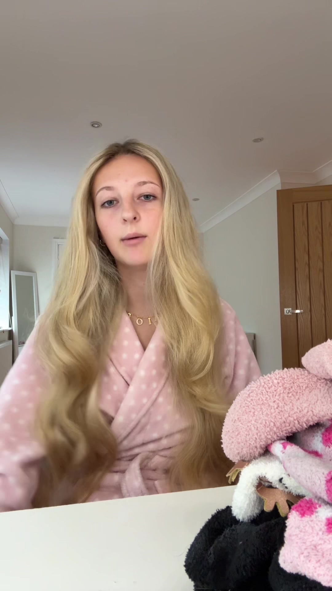 @𝐞𝐥𝐥𝐚 𝐣𝐚𝐝𝐞