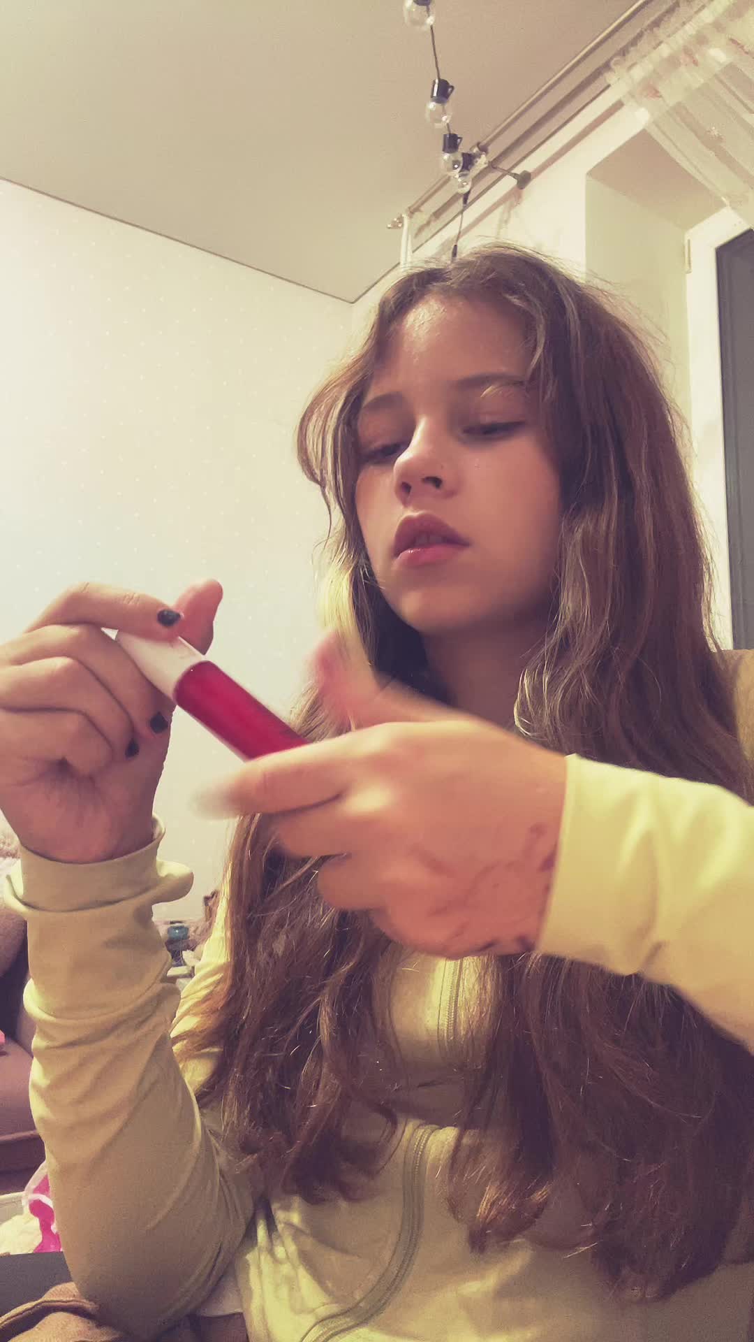 @&bull;emiliaaaa