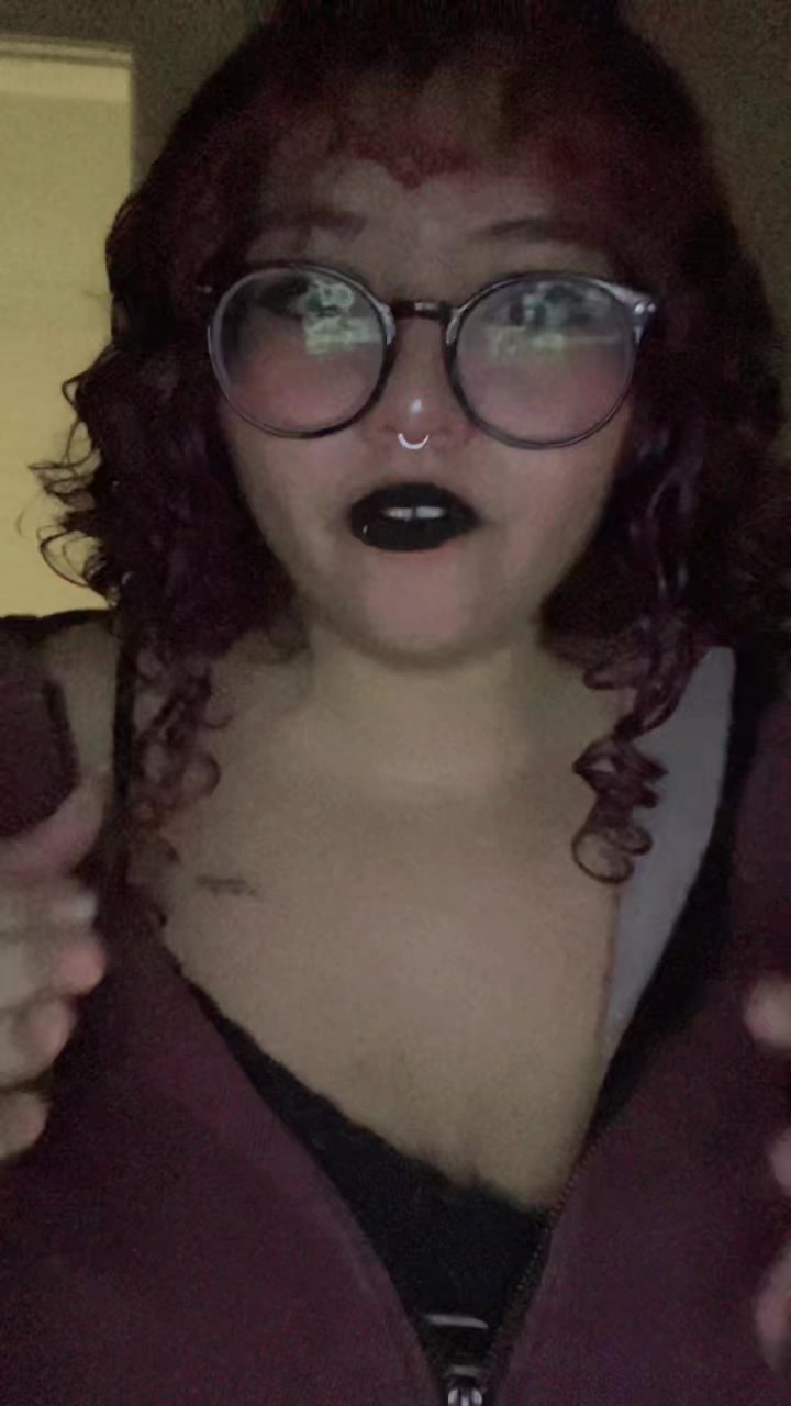 @lika🦇
