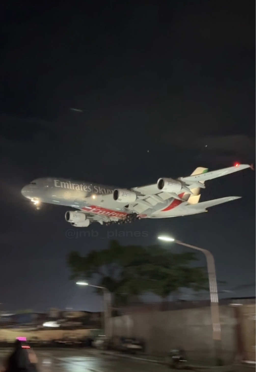 @julio ✈︎