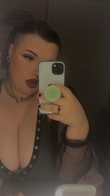 @🤡Jess🤡