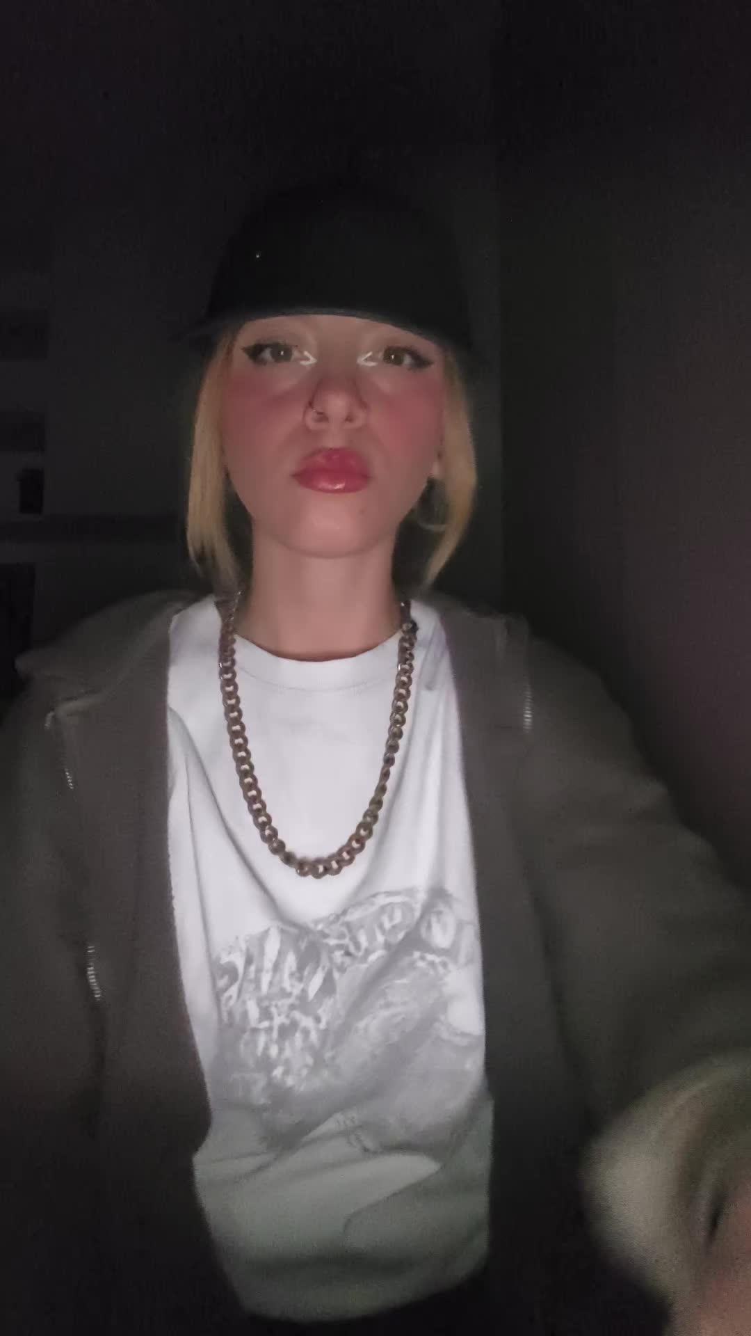 @roryy