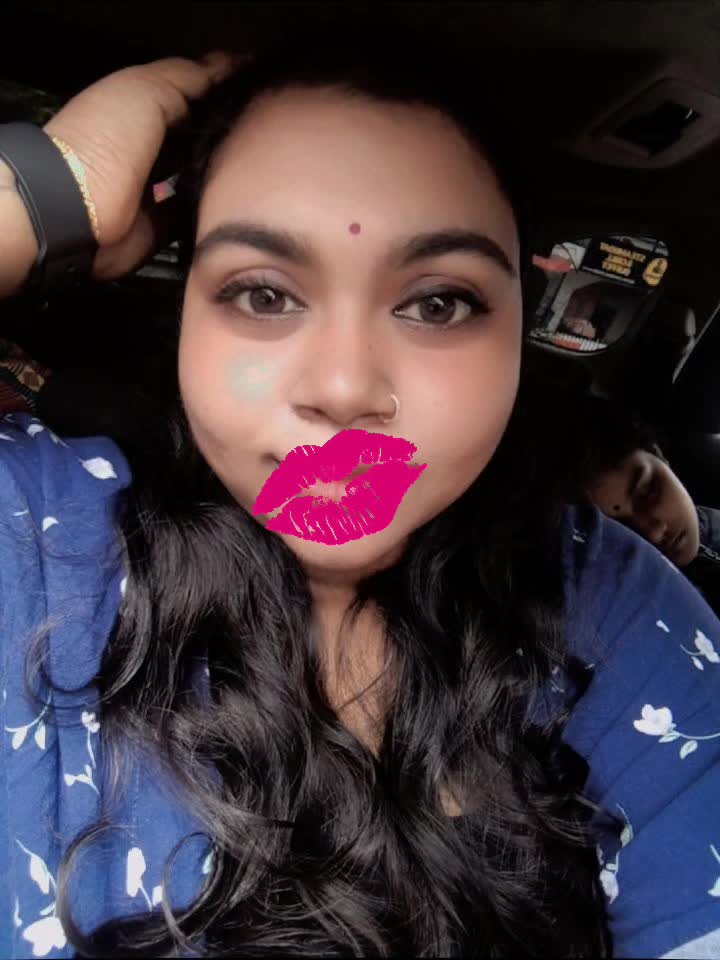 @Nandhini 👑❤️