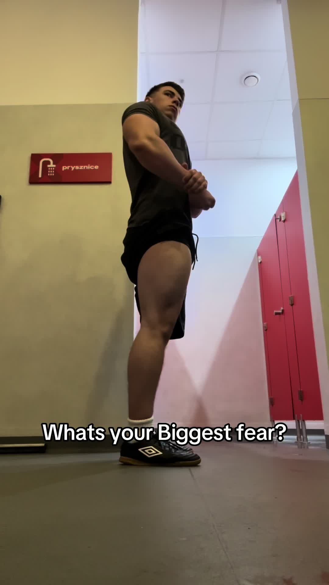 @MocarzOficjalnie