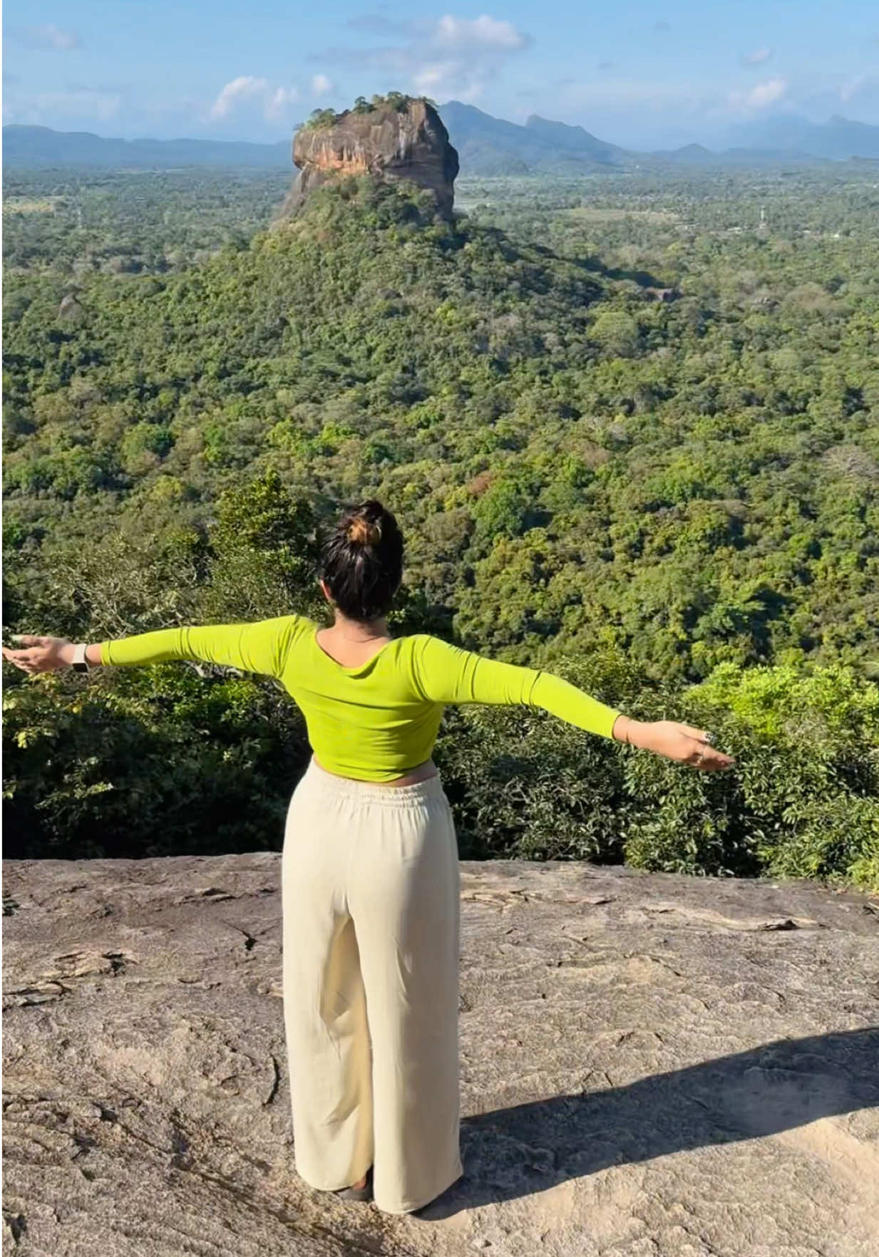@🦋Deshani🦋