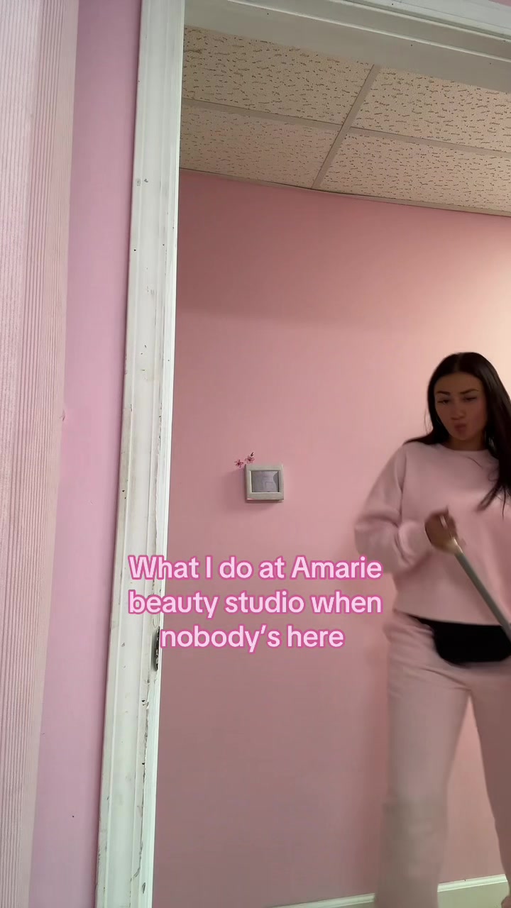 @ashlea