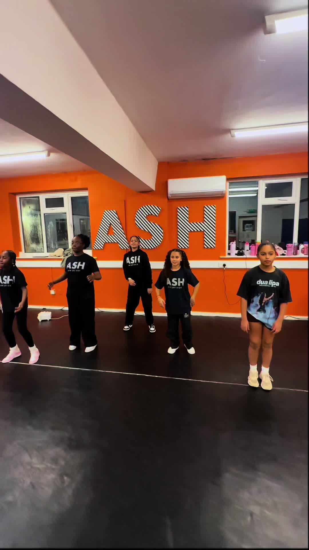 @Yin Yang Dance
