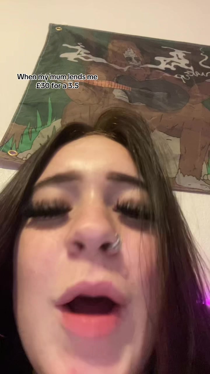 @Demi🍃❄️