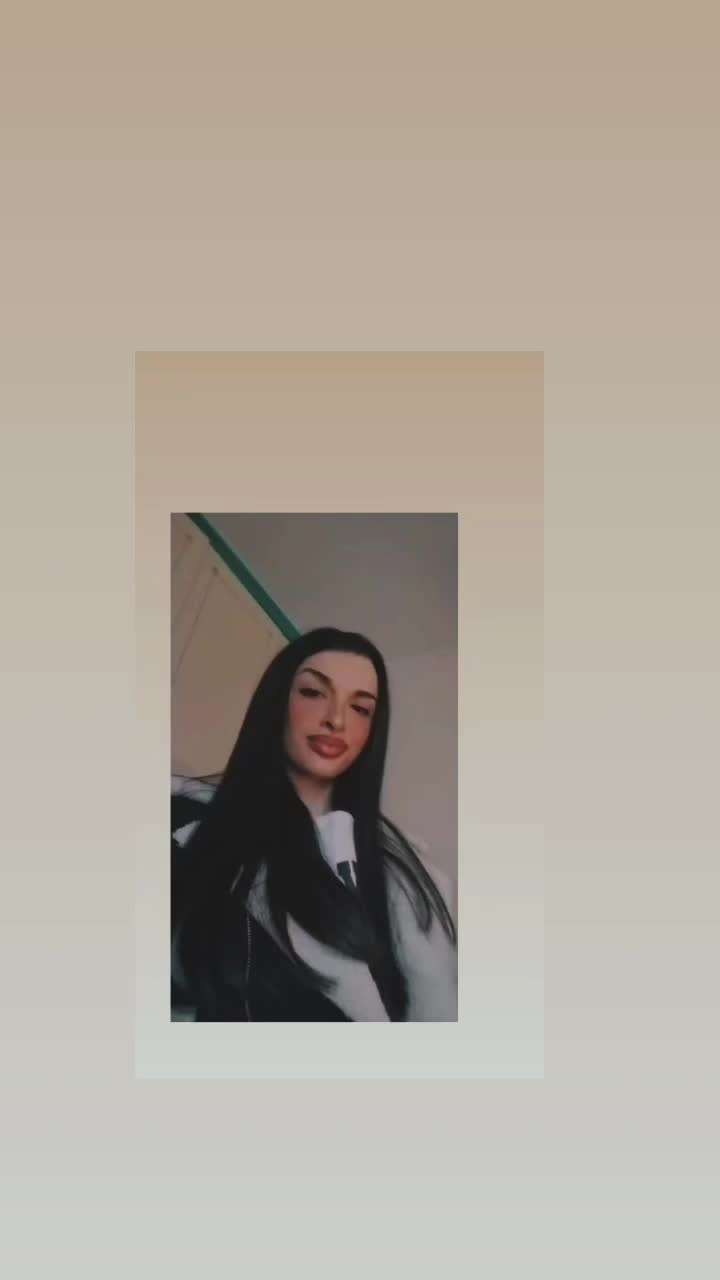 @lucycellamare945