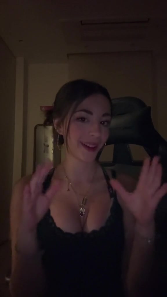 @La_fuckingpelirroja_.