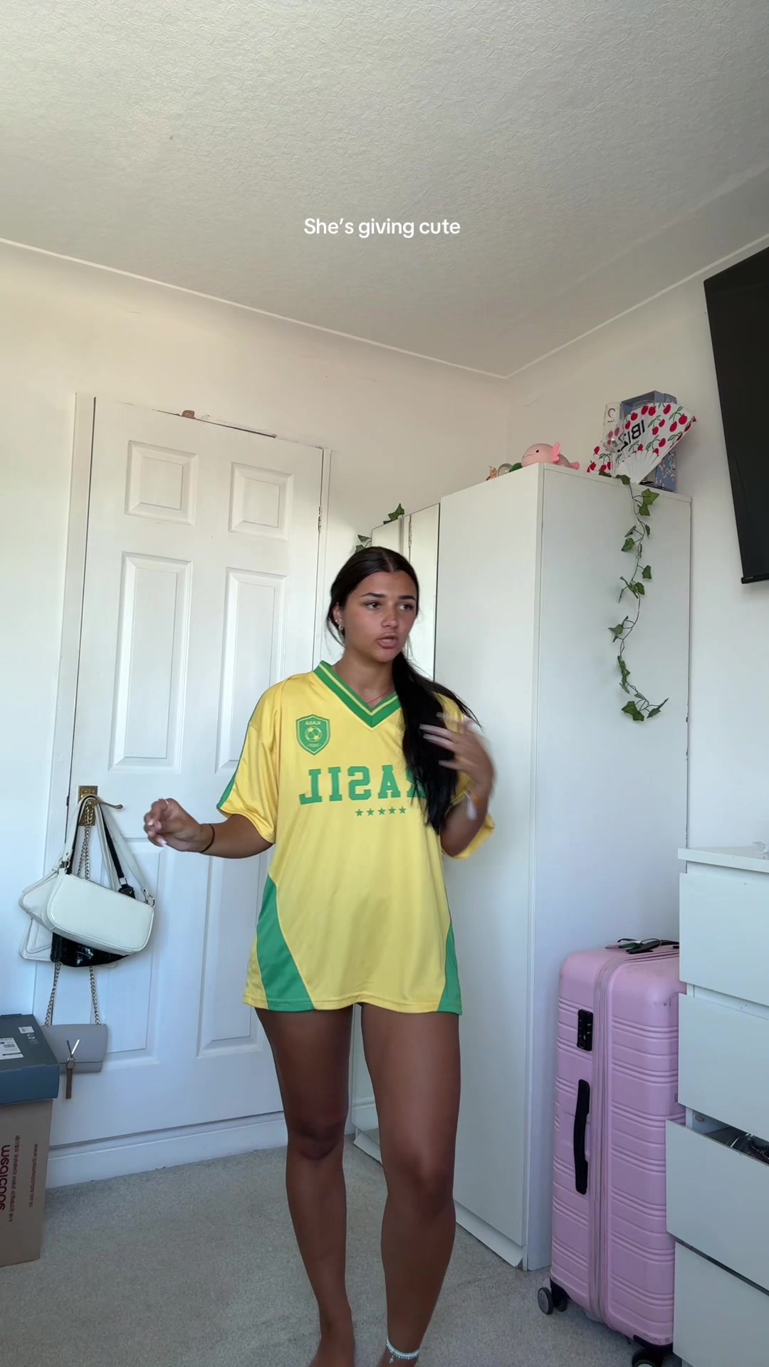 @Jasmine🤍🧚✨