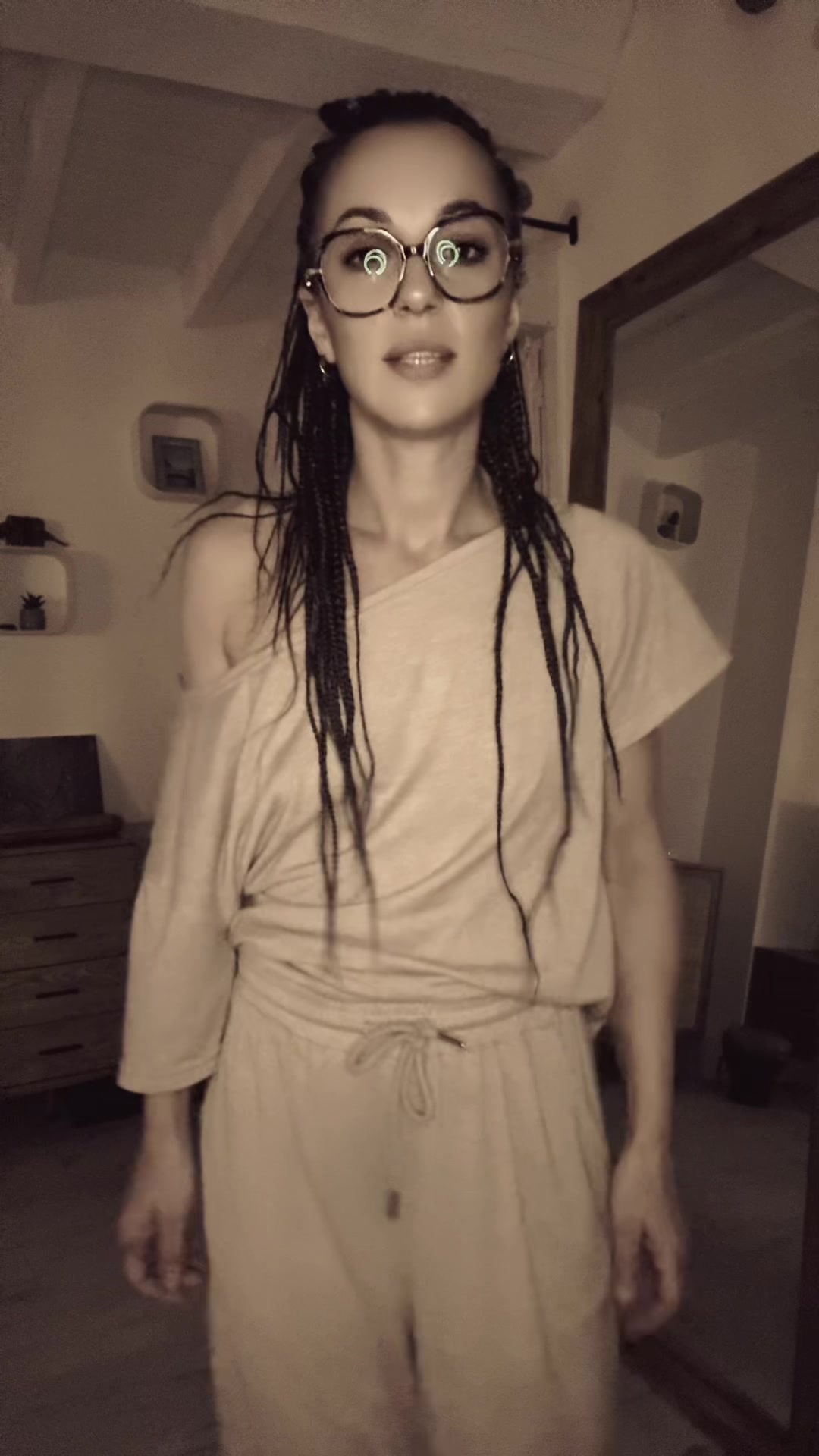 @Elolealu