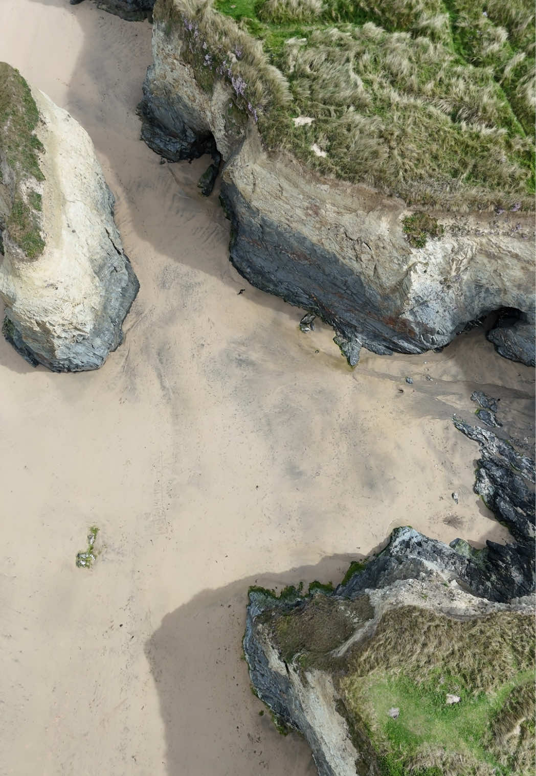 @DronescapeCornwall