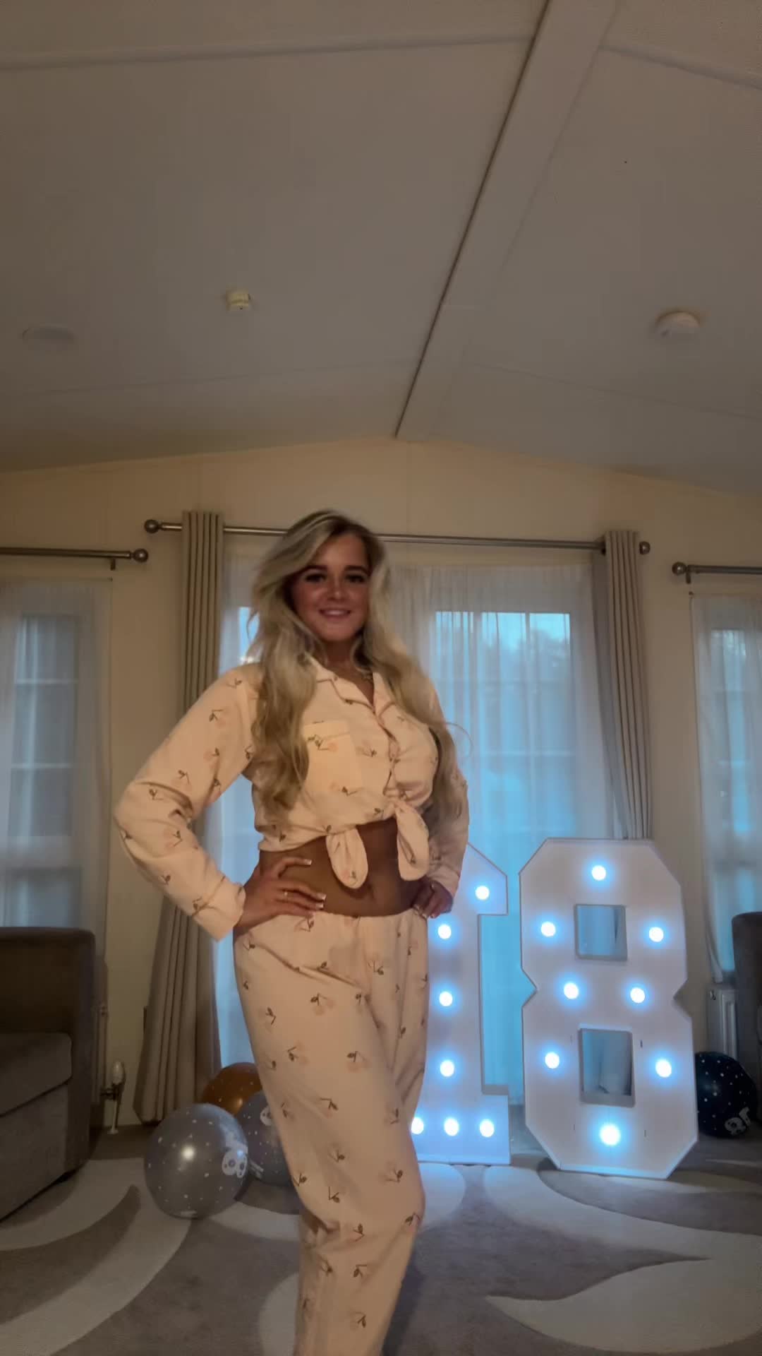 @suetinawardx16