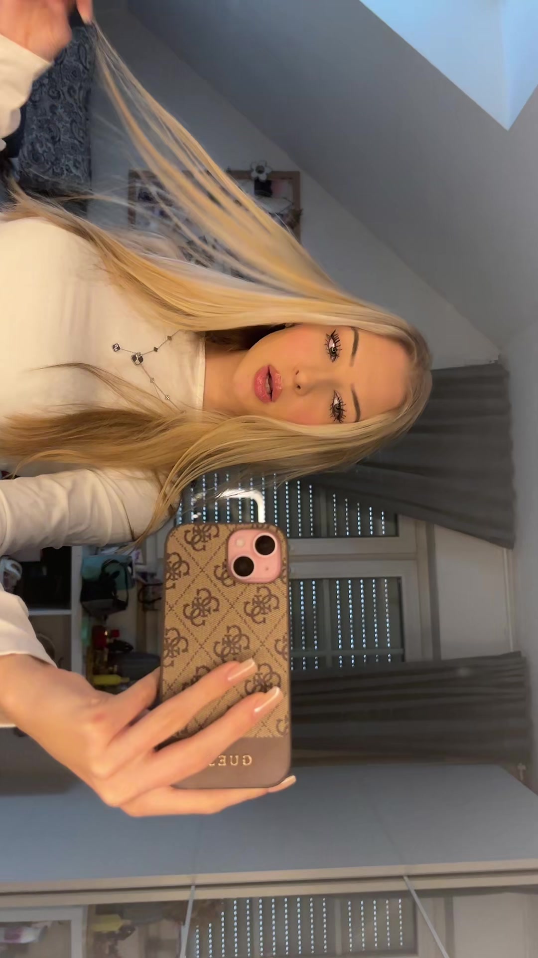@julia