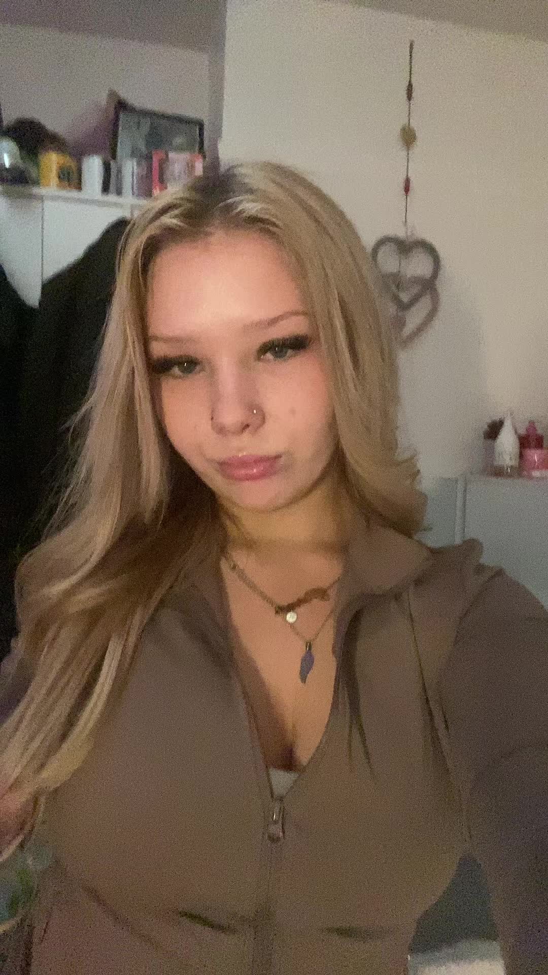 @lace.xxx