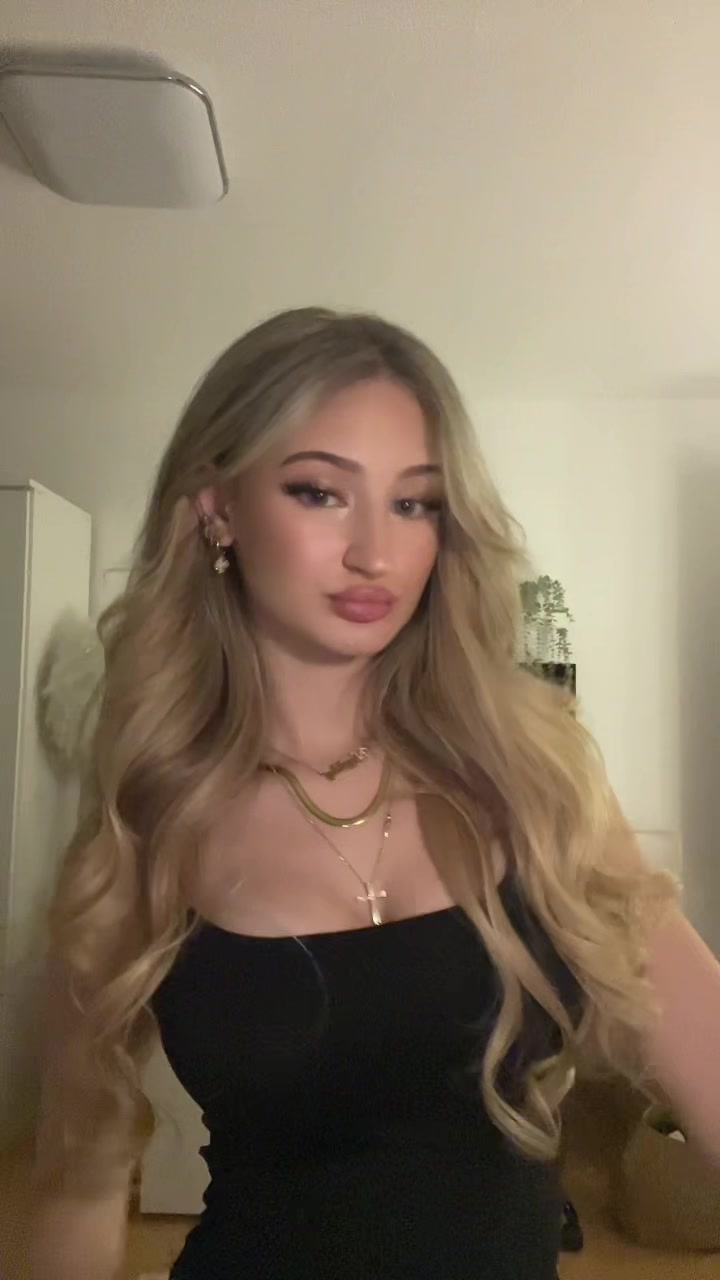 @𝓃𝑒𝒻𝑒𝓁𝒾🪽