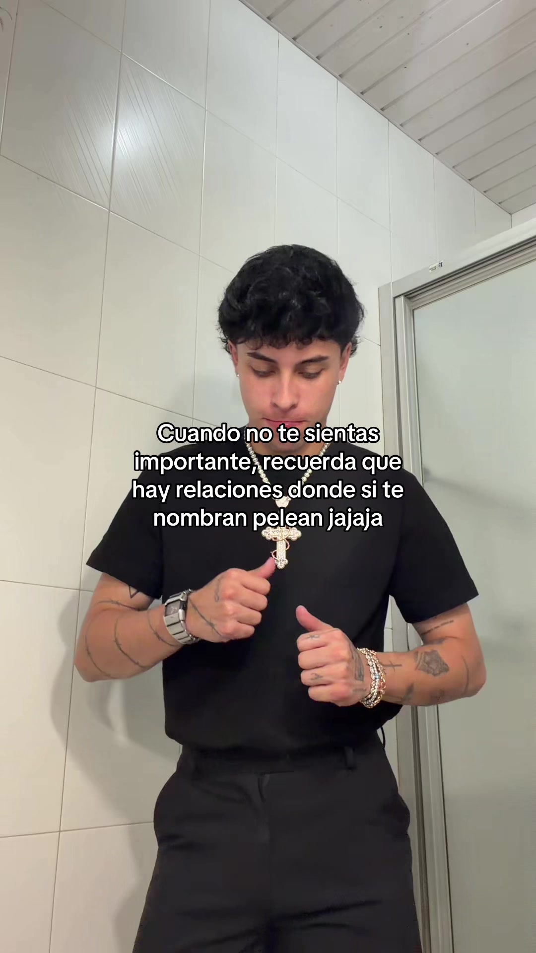 @Doble V
