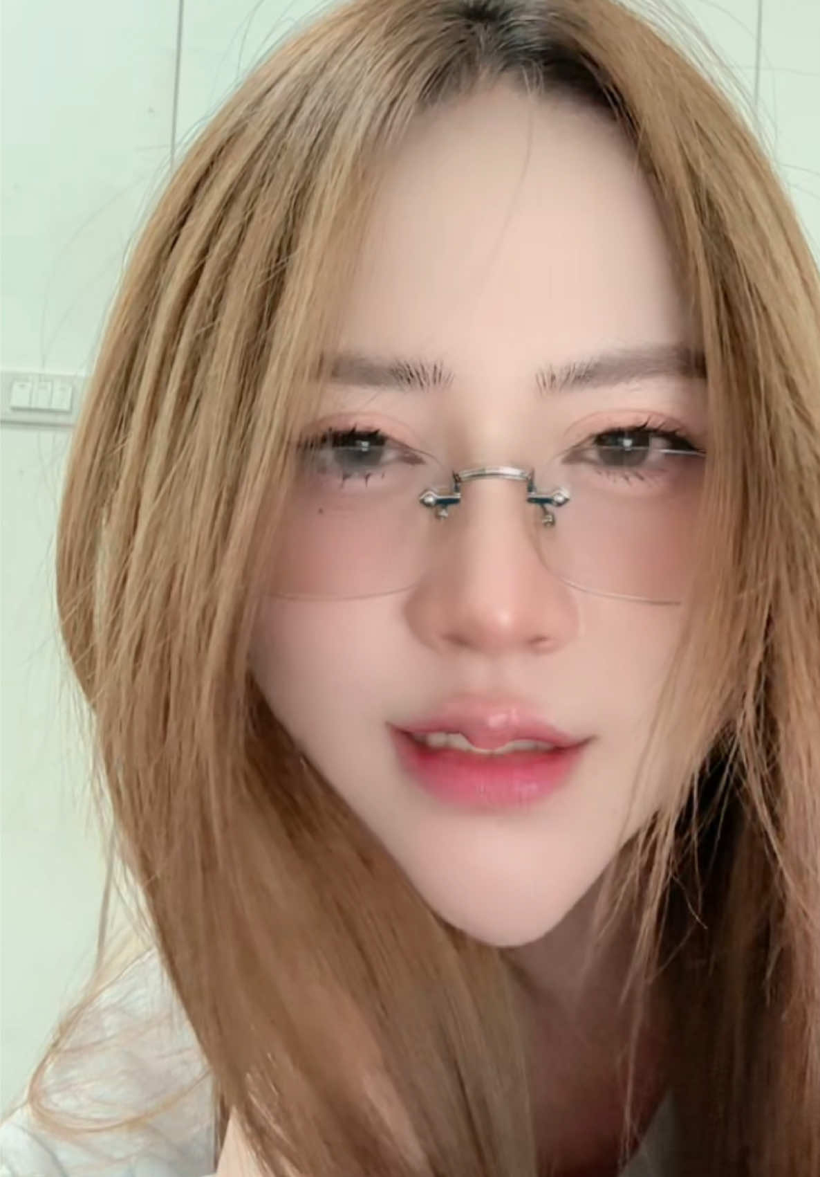 @♡ 𝓙 𝓘 𝓙 𝓐 ♡