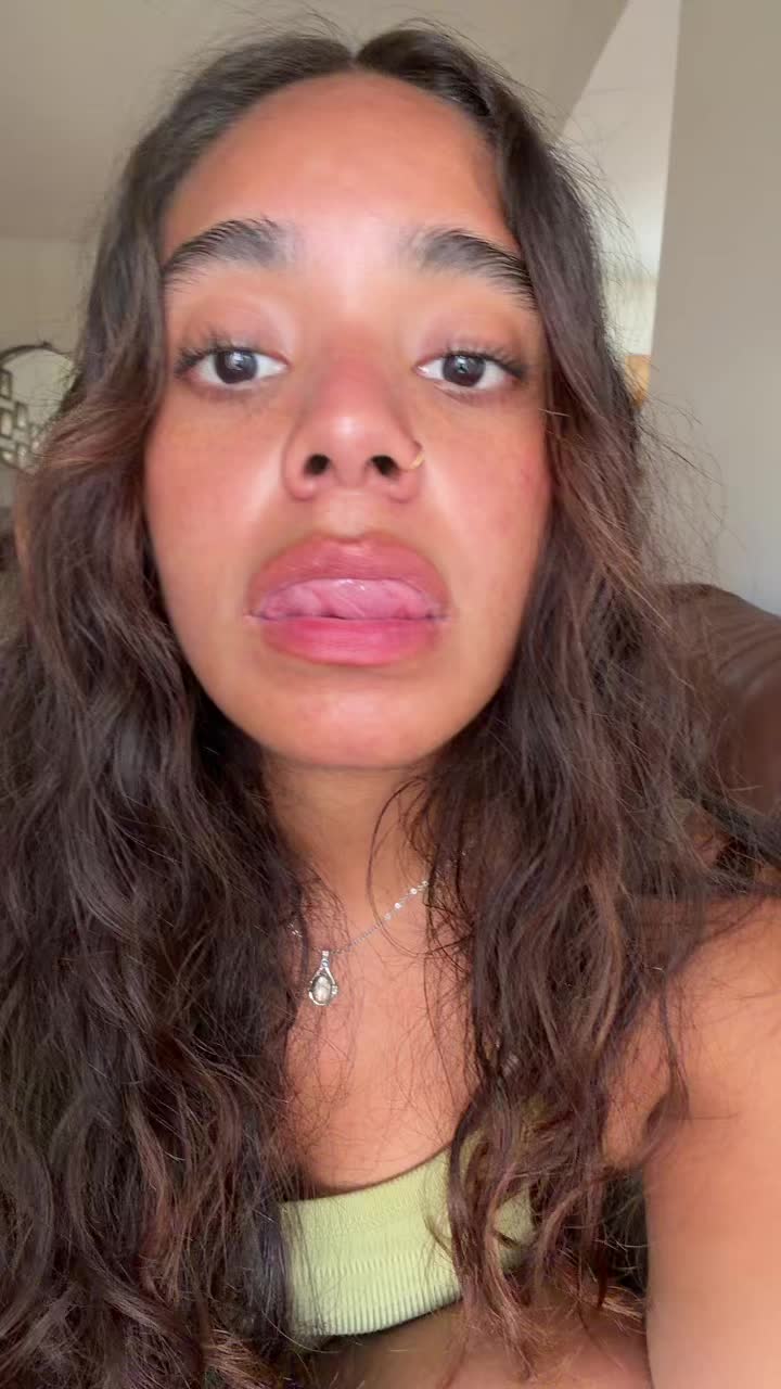 @alejandra