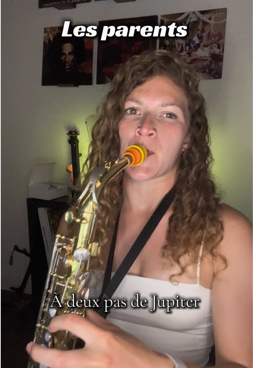 @christina.saxophonegirl 🎷🇨🇦