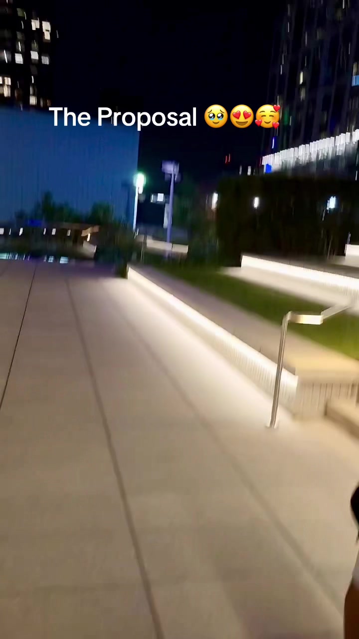 @LV