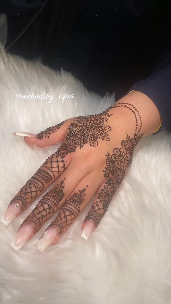 @IQRA | Birmingham HennaAritist
