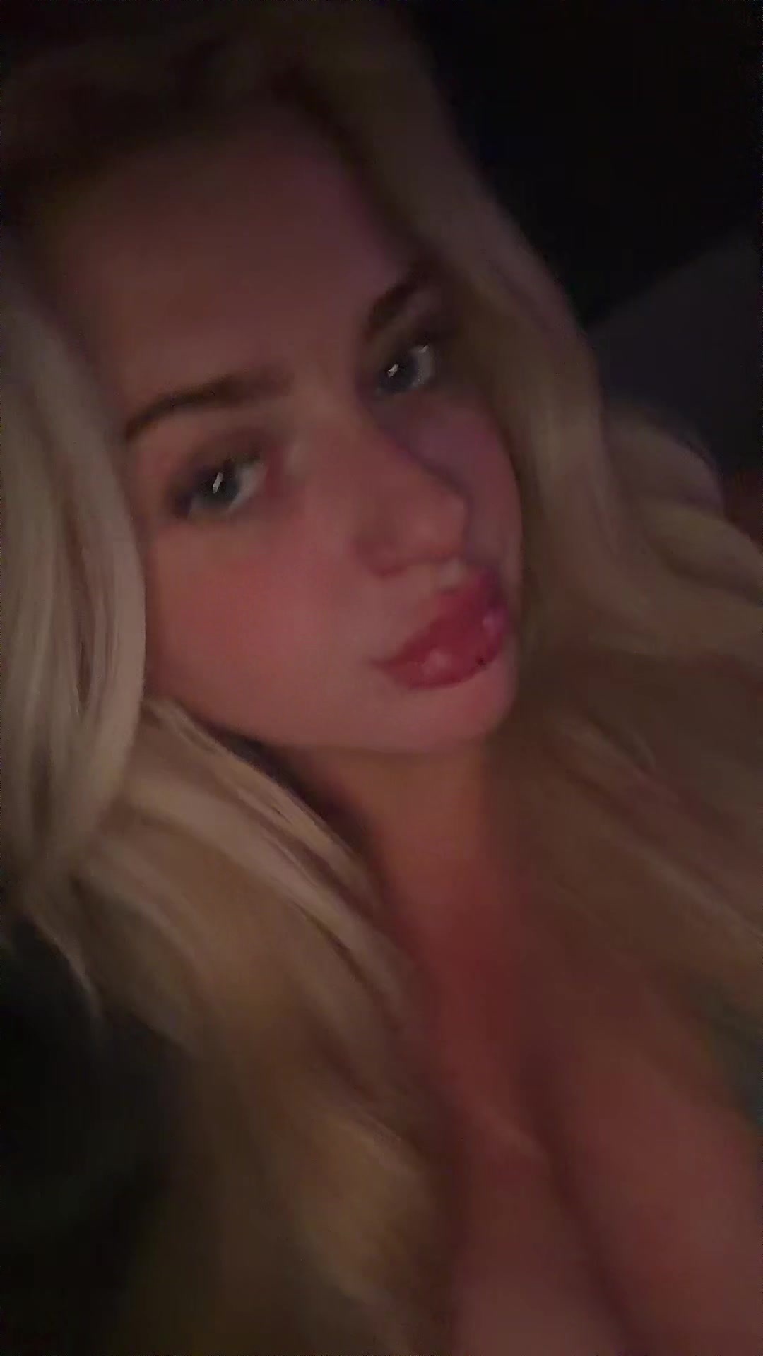 @Jessica Holmes
