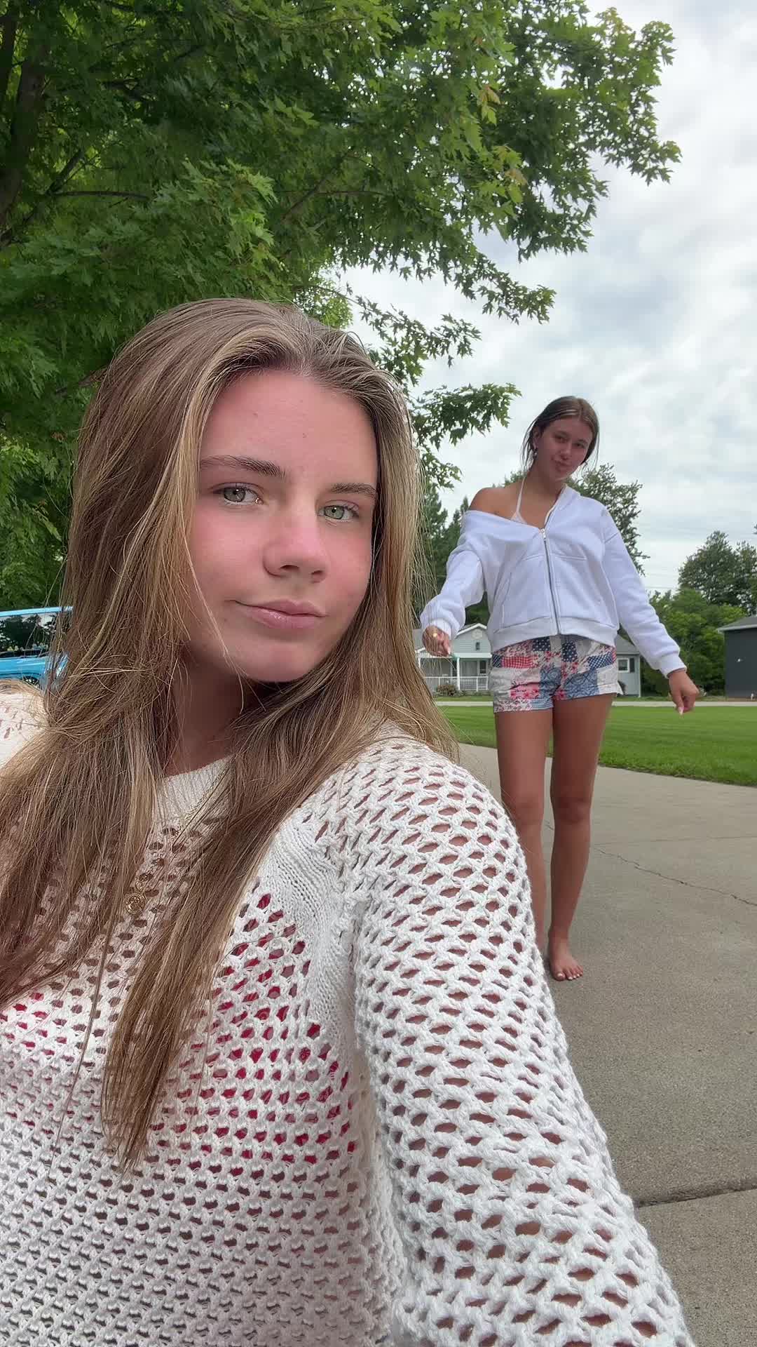 @JENNA🪩⚡️🫧