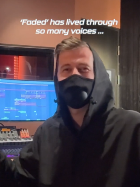 @Alan Walker