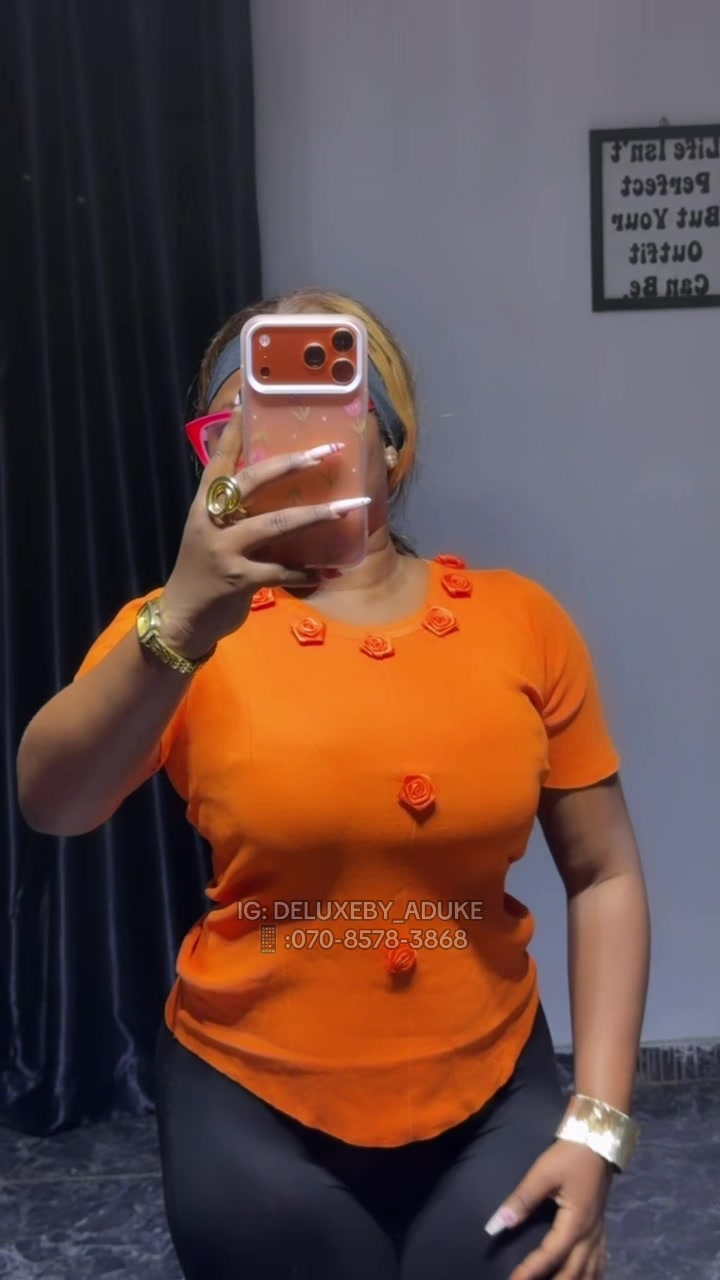 @Deluxebyaduke (CLOTHING STORE)