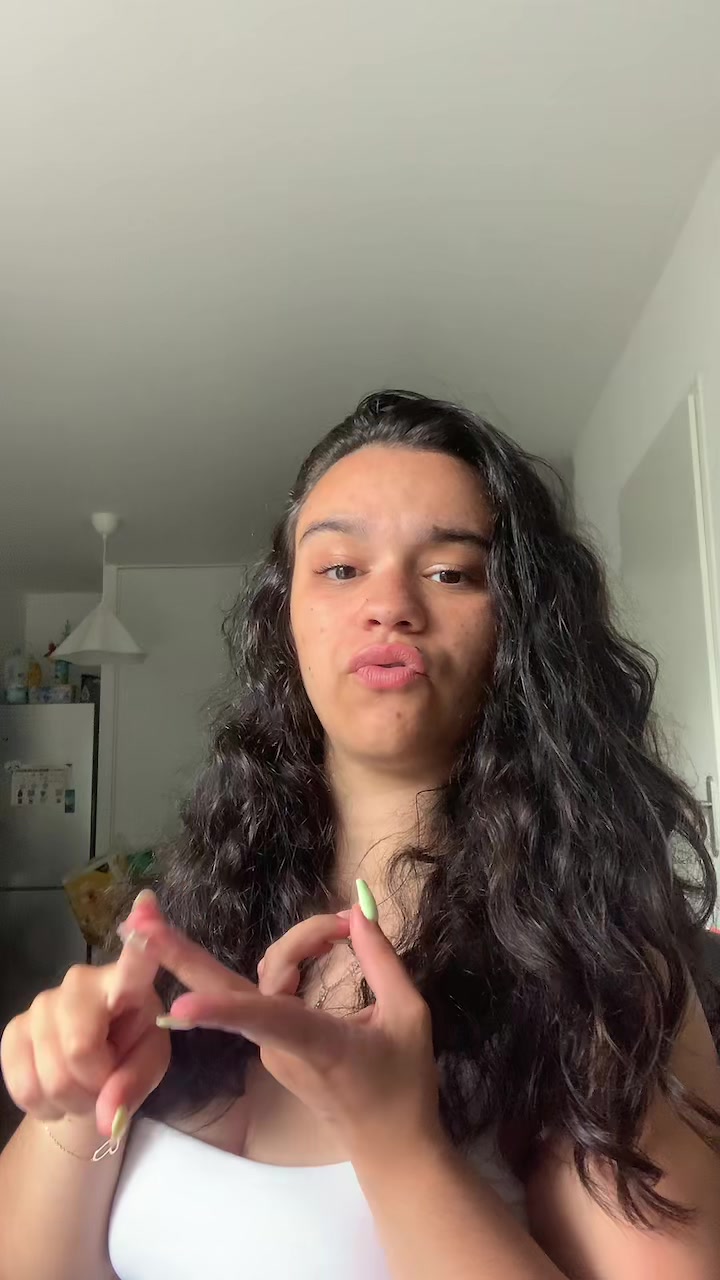 @Lala