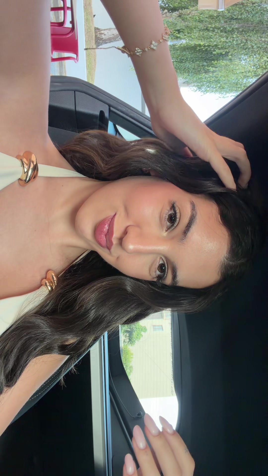 @Alya Ferrari