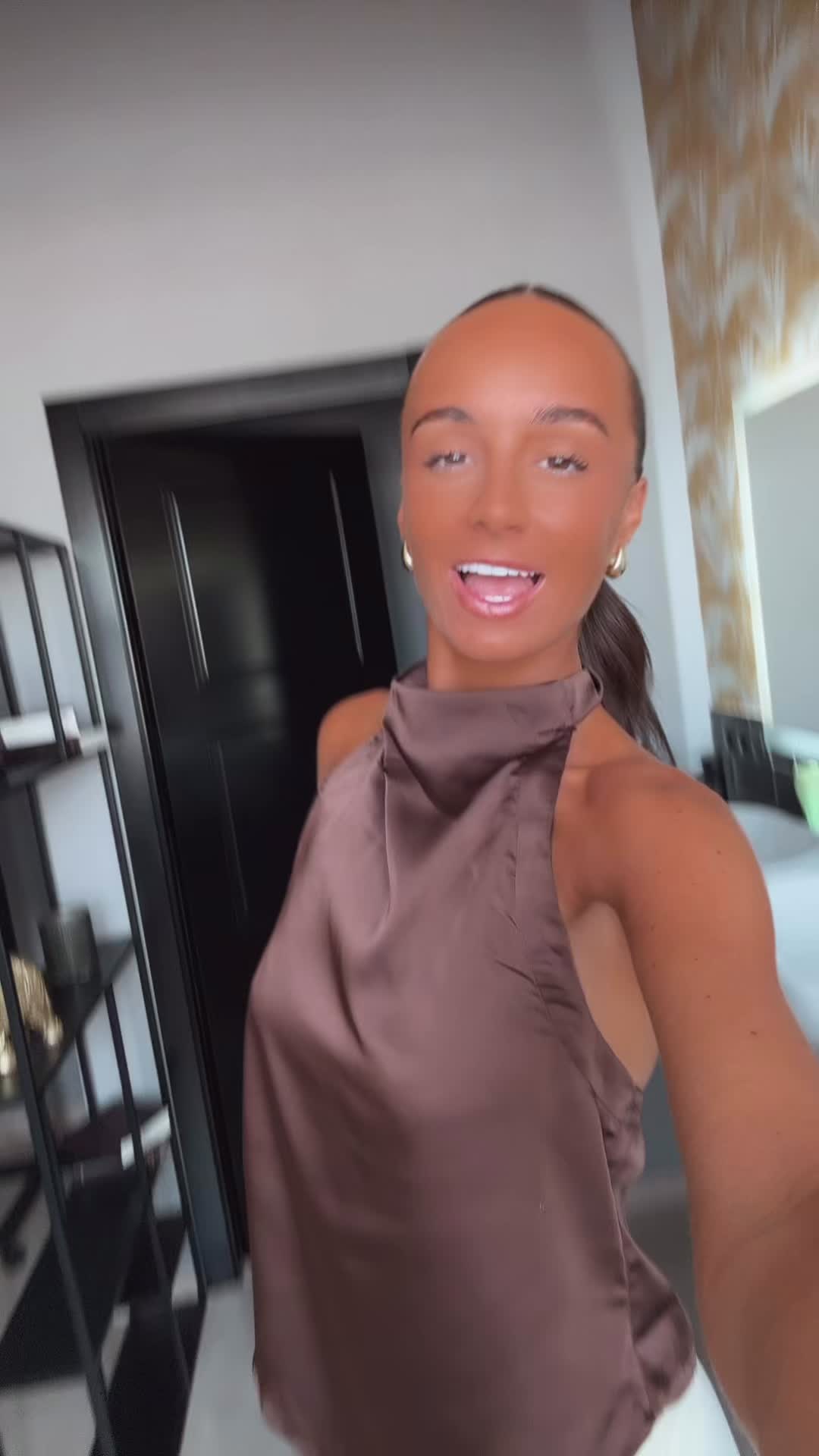 @rachosullivan