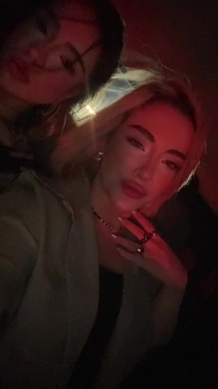 @Kiana
