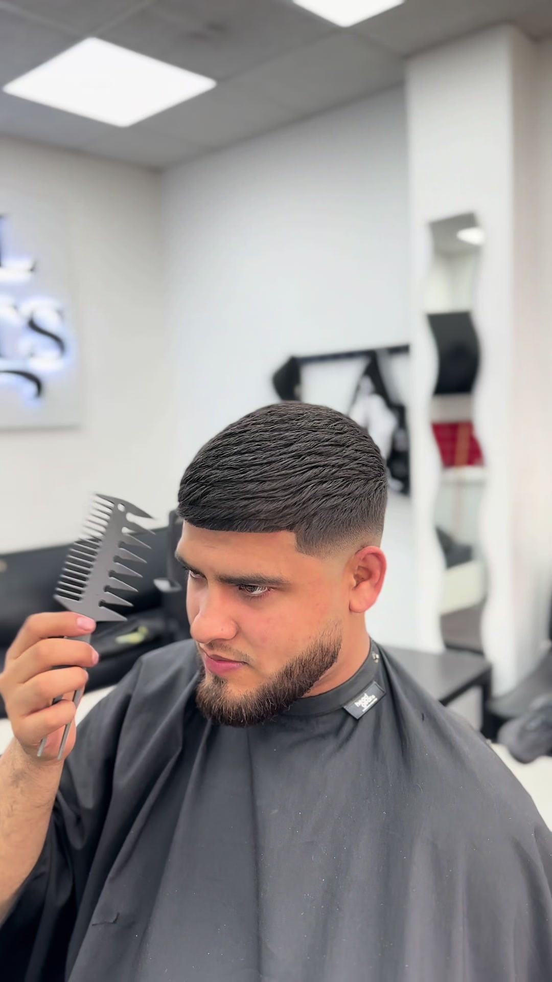 @MARNI 💈